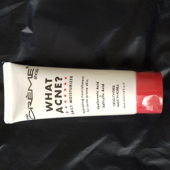 What Acne Moisturizer & Cleanser Set - Picture 2 of 5